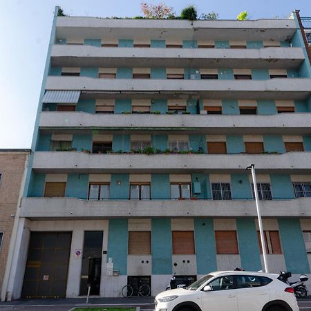 Vivimihome - Crespi House A 3 Minuti Dalla Metro Milano Eksteriør bilde