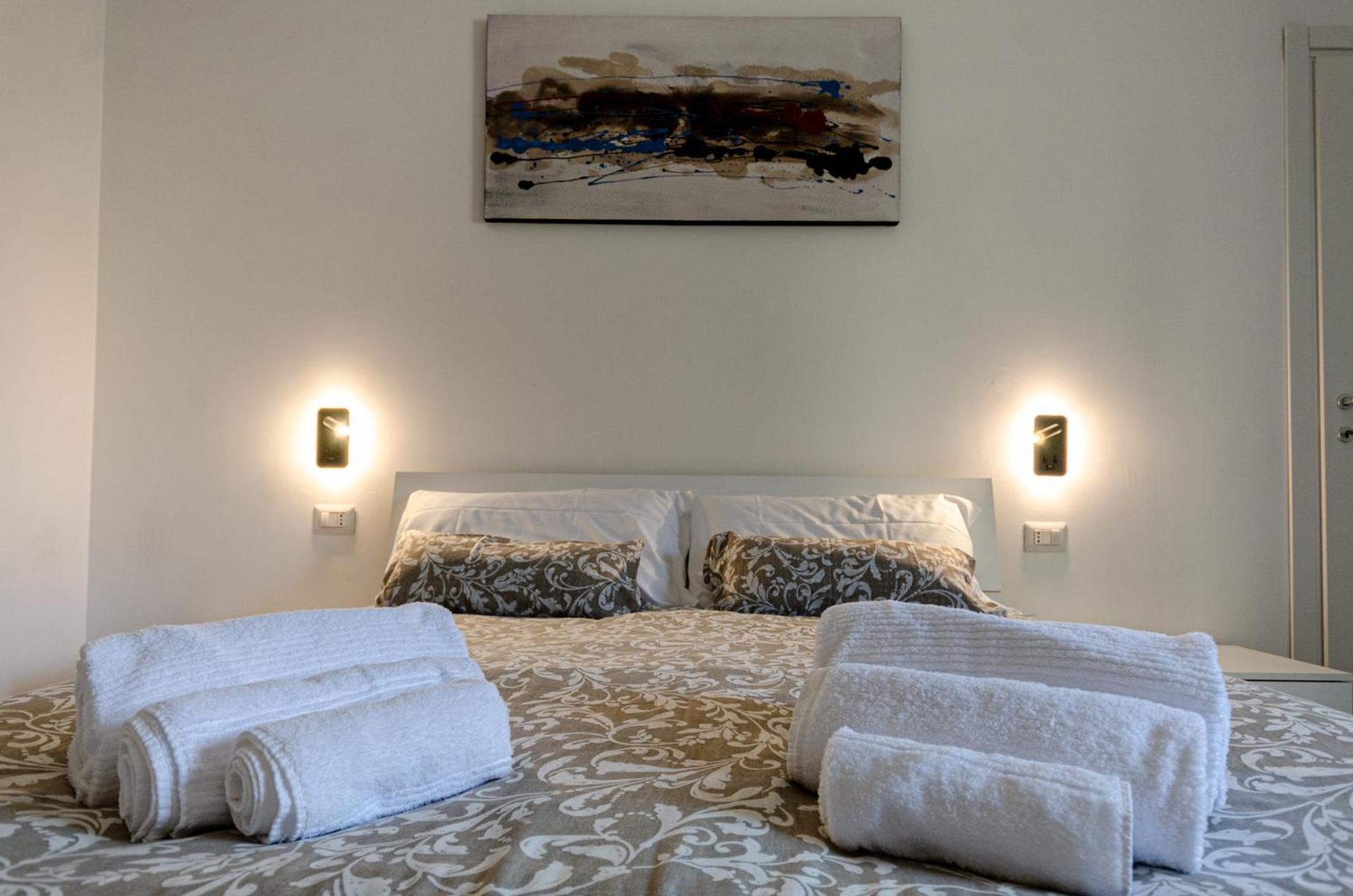 Vivimihome - Crespi House A 3 Minuti Dalla Metro Milano Eksteriør bilde