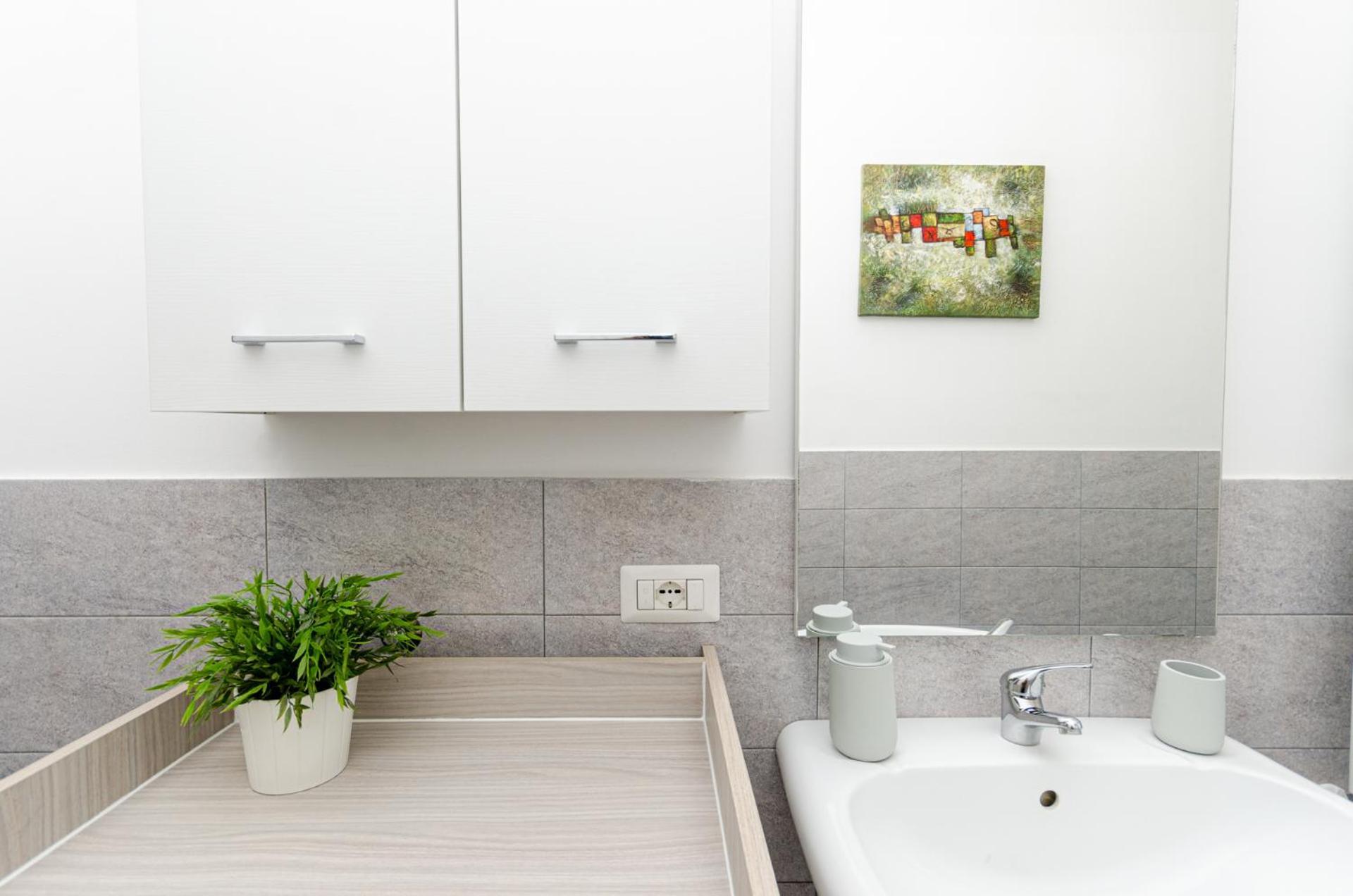 Vivimihome - Crespi House A 3 Minuti Dalla Metro Milano Eksteriør bilde